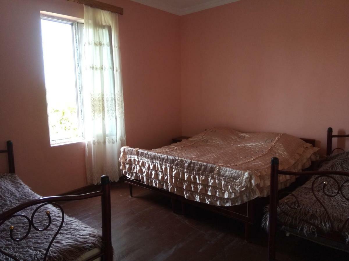 Julia Guest House Kobuleti Esterno foto