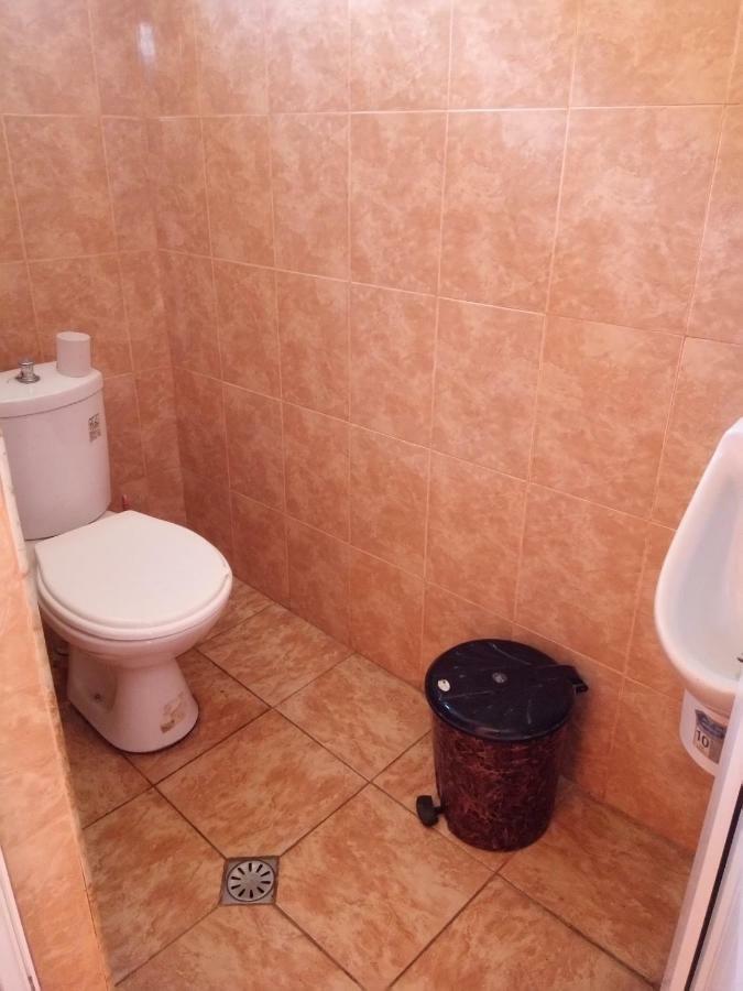 Julia Guest House Kobuleti Esterno foto